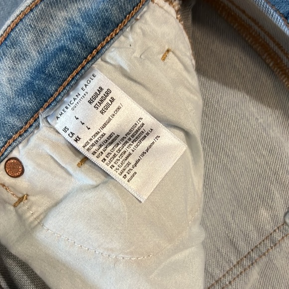 American Eagle Mom Jeans - Picture 5 of 8